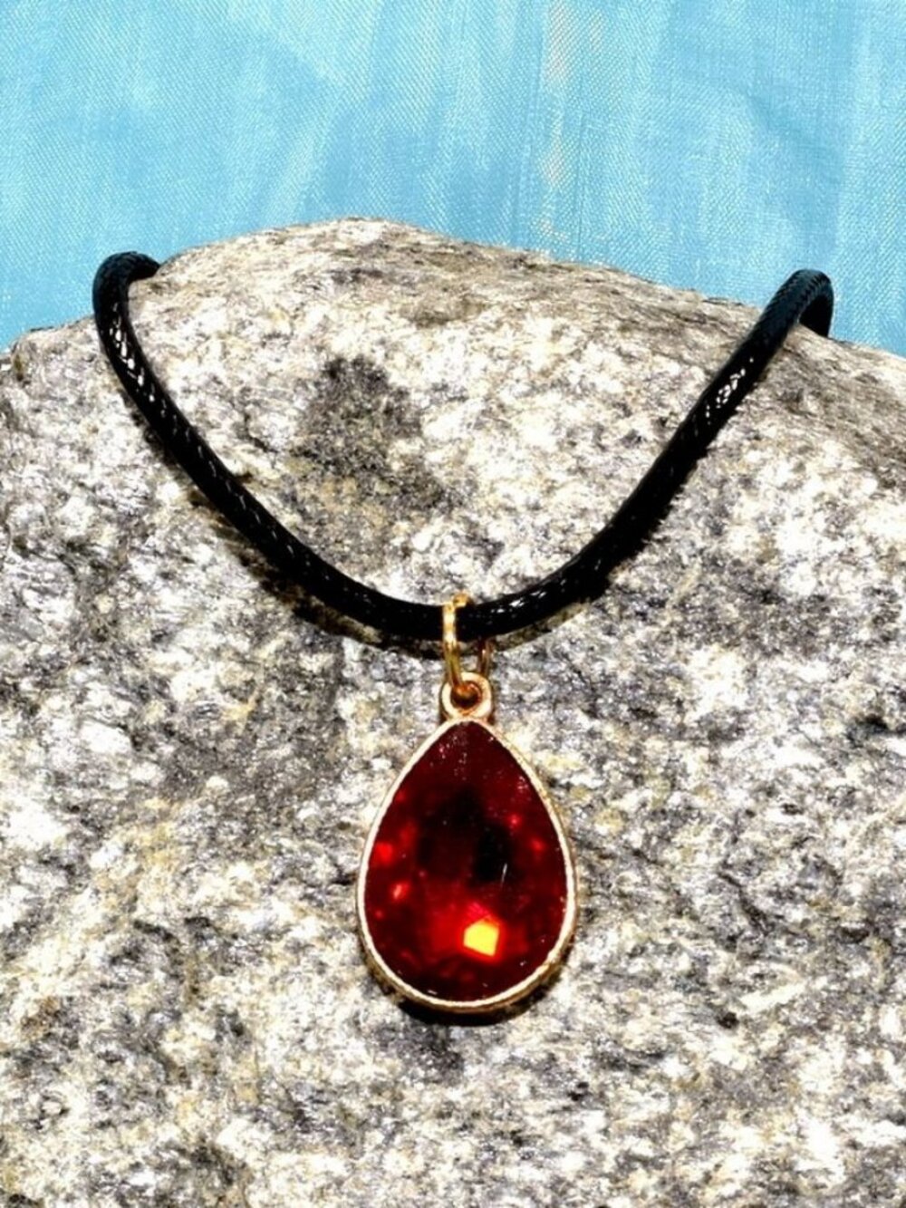 Cara Crystal Red Water Drop Pendant Braided Leather Chain Necklace Gift Packaged